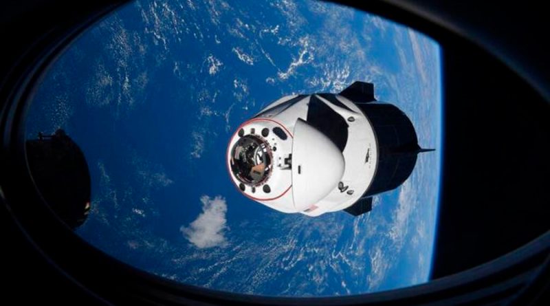 Astronautas de SpaceX usarán pañales en vuelo de regreso, pues el retrete se descompuso