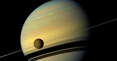 Titán, luna que podría albergar vida, está por impactarse con Saturno