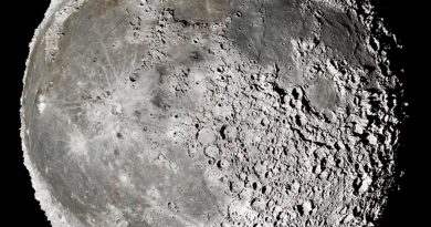 Crean una imagen ultradetallada del relieve de la Luna usando 200 mil fotos