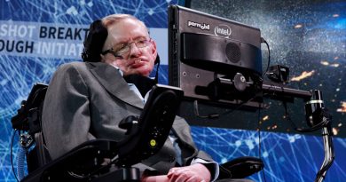 Recuperada la voz de Stephen Hawking para conmemorar el 80º aniversario de su nacimiento