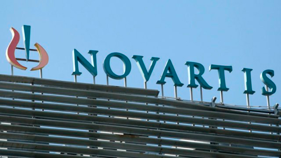 Tratamiento anticovid de Novartis muestra resultados positivos en ensayos