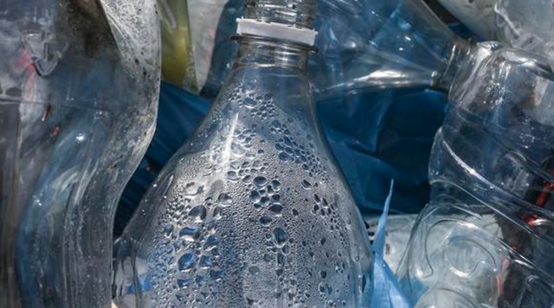 Crean nuevos plásticos reciclables fabricados con azúcares en lugar de petróleo