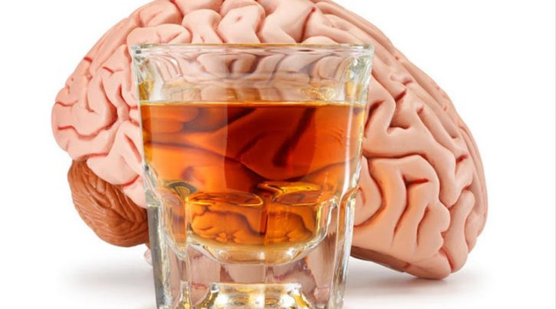 El consumo moderado de alcohol también daña el cerebro, señala estudio