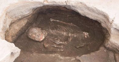 En la ciudad más antigua del mundo pintaban los huesos de los muertos