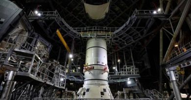 La NASA trasladará un cohete gigante lunar a una plataforma de lanzamiento