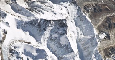 El Everest, captado sin nubes desde la Estación Espacial Internacional
