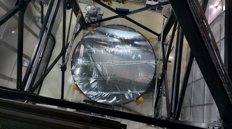 Ponen en funcionamiento un telescopio de espejo líquido en la India