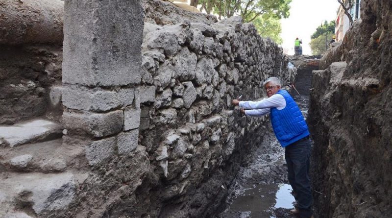 México halla un muro novohispano bien preservado en barrio de La Lagunilla