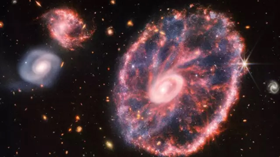 Telescopio Webb ofrece la mejor vista de la caótica galaxia Rueda de Carro