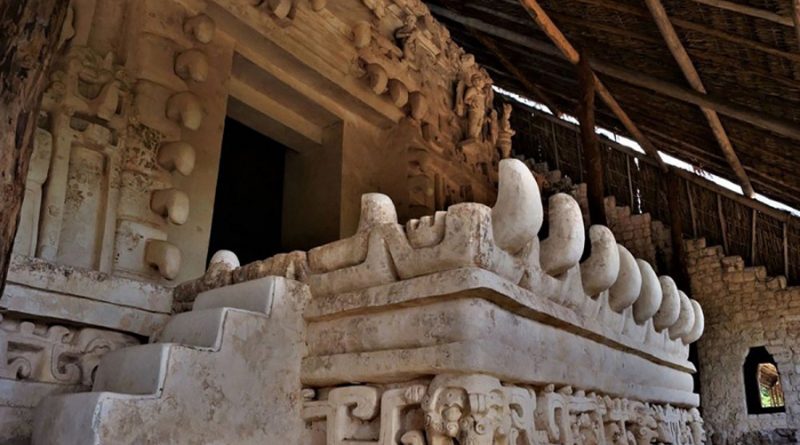 Inicia restauración de la Acrópolis de la antigua ciudad maya en México