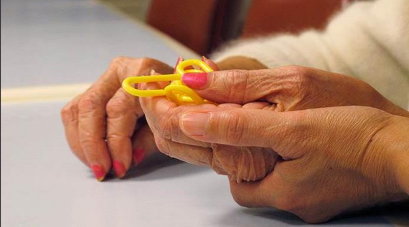 Crean un dispositivo de uso doméstico para seguir la progresión del Parkinson