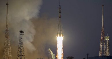 Dos rusos y un estadounidense vuelan juntos a la Estación Espacial