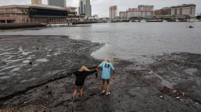 Por qué se retiró el agua del océano en Florida antes de llegada del huracán Ian