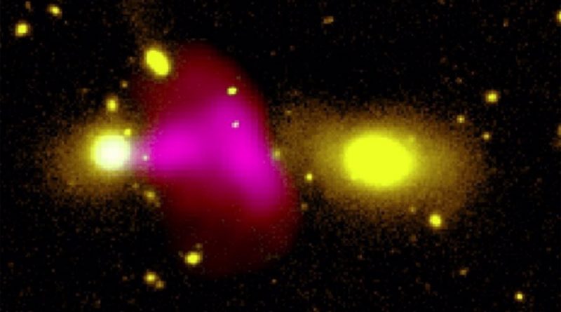 Se descubre un agujero negro 'disparando' a una galaxia vecina