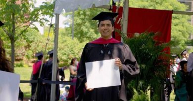 Orgullo mexicano. Harvard entrega reconocimiento al mexicano Dr. Andrew Almazán