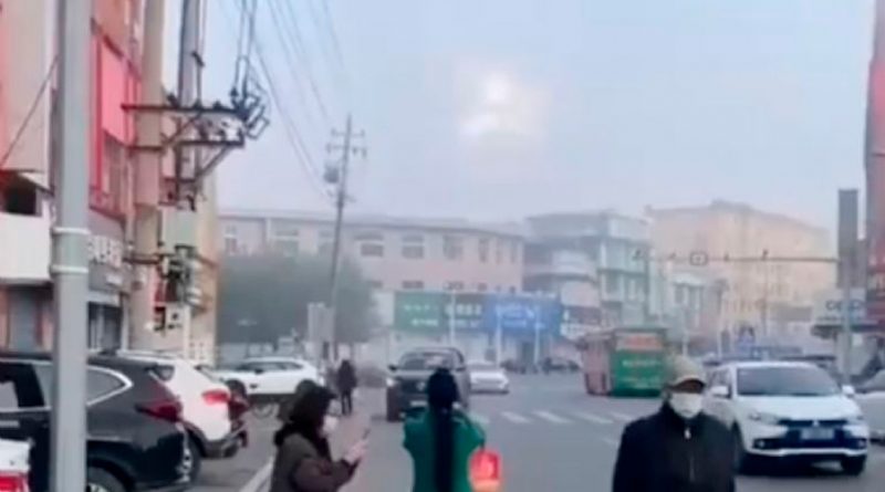 Extrañas luces en China aterrorizan en pleno día a sus habitantes, ¿extraterrestres?