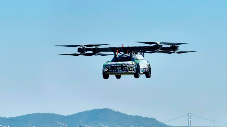 Crean un coche volador de despegue y aterrizaje vertical y es totalmente eléctrico