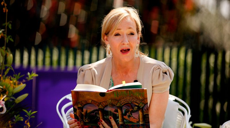 La razón por la que J.K. Rowling, la escritora de Harry Potter, ha donado 27 millones de euros a la ciencia recientemente