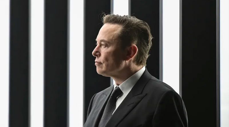 Empresa de Elon Musk espera probar pronto implante neuronal