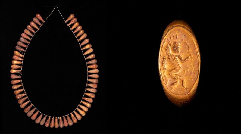 De hace tres mil años: descubren varias joyas de oro en un cementerio en Egipto