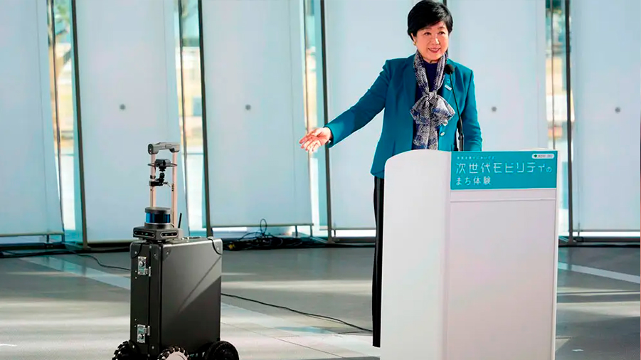 Crean maleta con inteligencia artificial para personas ciegas en Japón