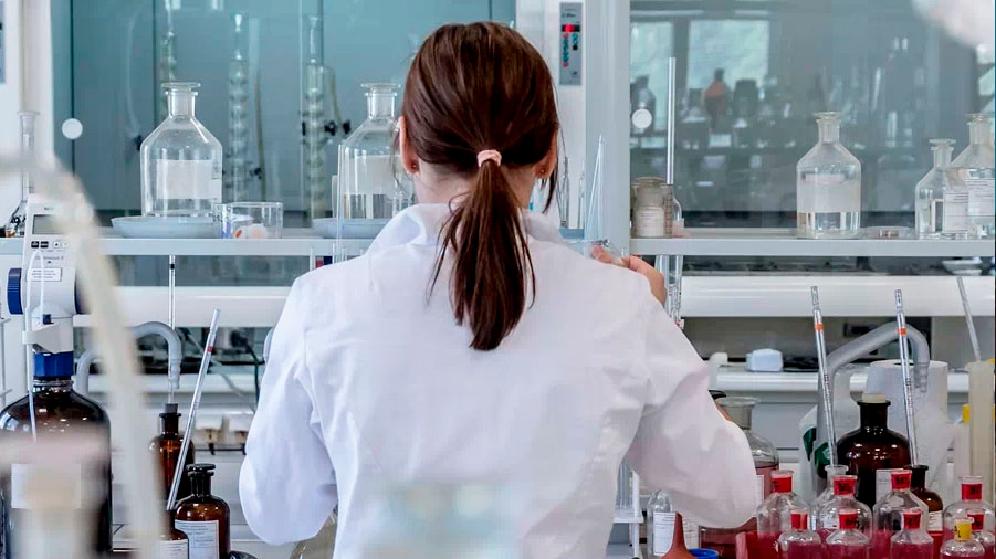 En México, sólo tres de cada diez personas dedicadas a la ciencia son mujeres
