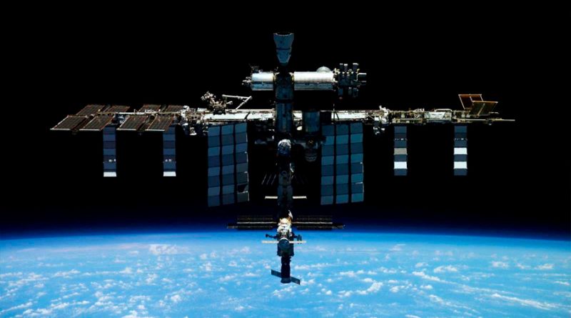 La Soyuz de rescate se acopla a la Estación Espacial Internacional