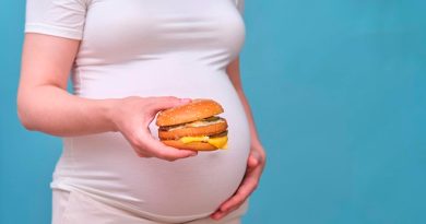 El sobrepeso durante el embarazo altera el cerebro de los bebés y provoca que coman en exceso cuando son adultos