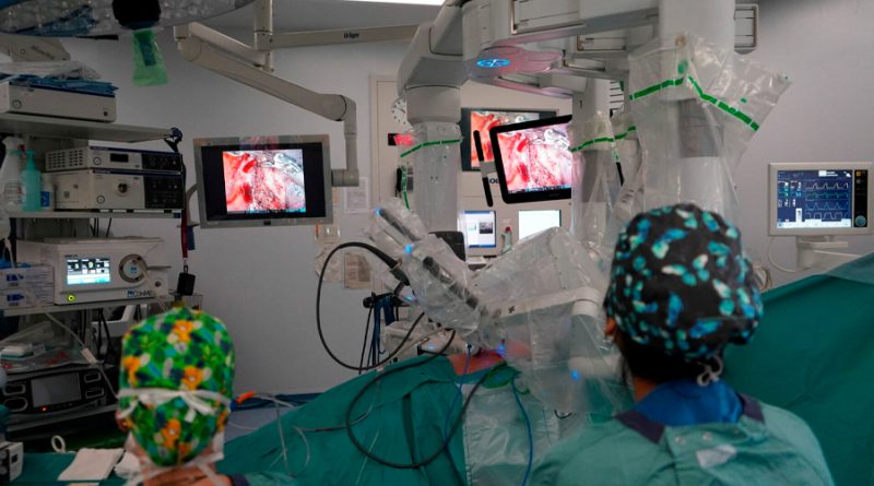 Hospital español practica primer trasplante pulmonar robótico sin abrir tórax