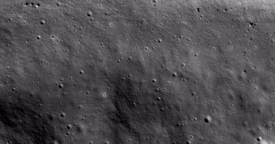 NASA publica impresionantes imágenes del sombrío polo sur de la Luna