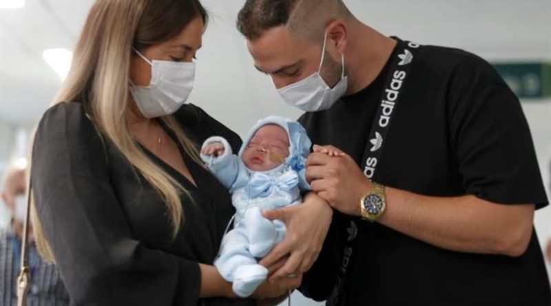Nace en España el primer bebé de una mujer trasplantada de útero