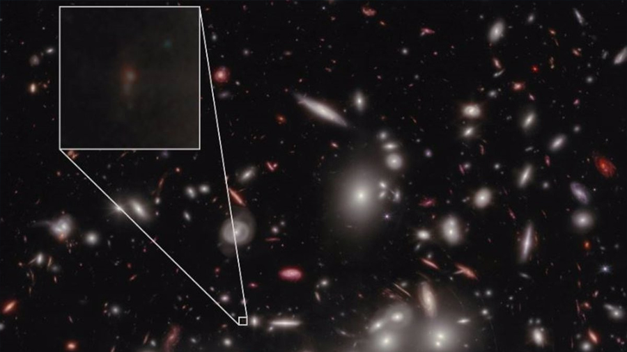 Webb confirma la galaxia más tenue, a 13,300 millones de años luz