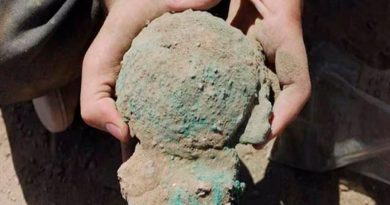Lingotes de cobre de 4 mil 300 años excavados en Omán
