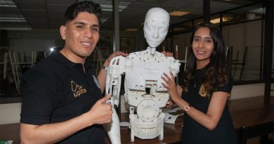 Robot humanoide mexicano del IPN ayuda a niños con autismo