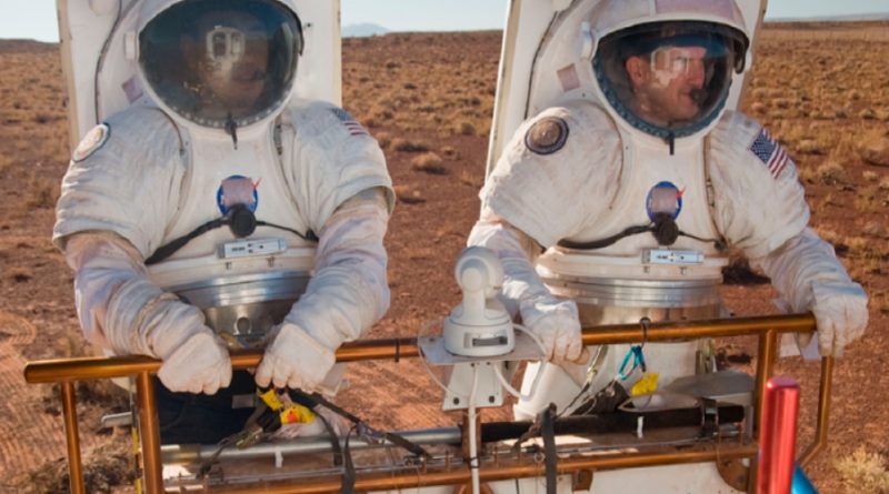 La NASA inicia misión en la que 4 personas pasarán un año en una simulación de Marte