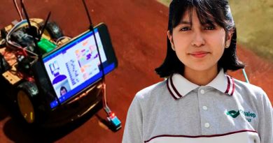 Alumna de Conalep de México gana premio por crear asistente médico con IA