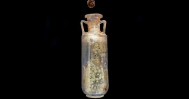 Descubren un perfume de hace 2,000 años en una tumba romana