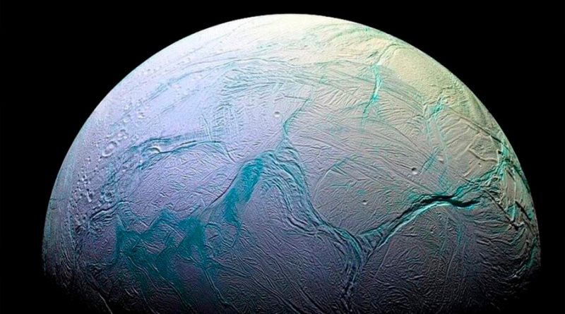 El fascinante descubrimiento de chorro de vapor de agua que expulsa una luna de Saturno