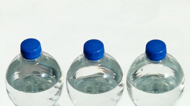 ¿Cuántas veces se puede reutilizar una botella de plástico sin que sea tóxica?