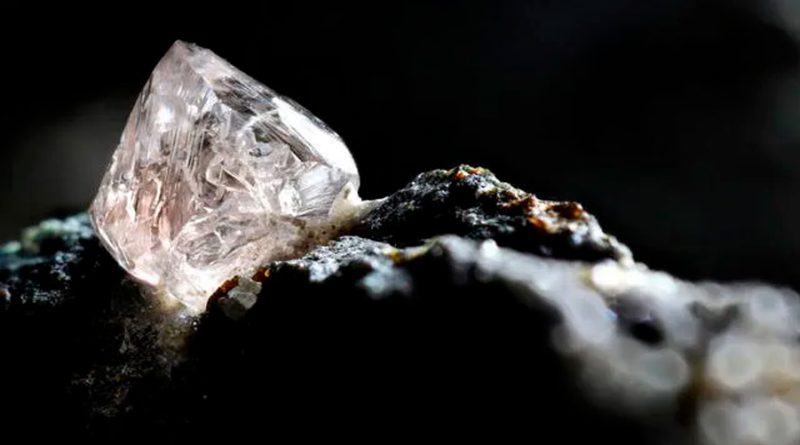 Un nuevo estudio identificó el proceso geológico que hace emerger los diamantes a la superficie