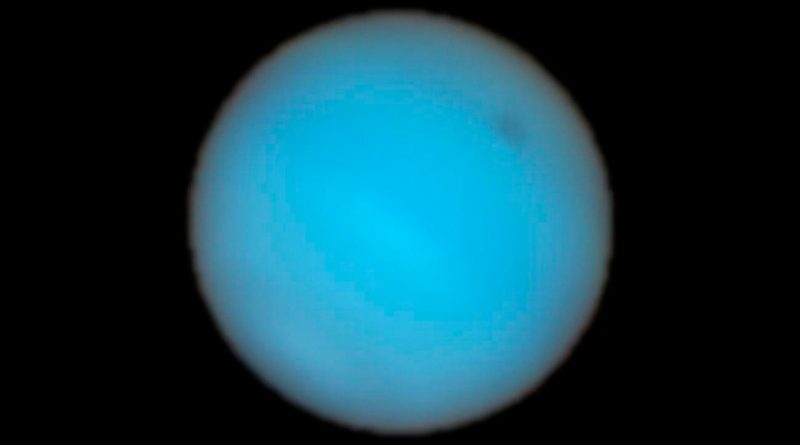 Detectan una misteriosa mancha oscura en Neptuno
