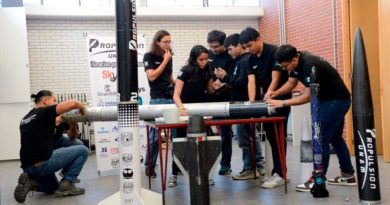 Estudiantes de la UNAM construyen cohetes con tecnología 100% mexicana