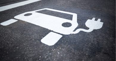 El MIT desarrolla un tipo de hormigón para carreteras que cargará los coches eléctricos