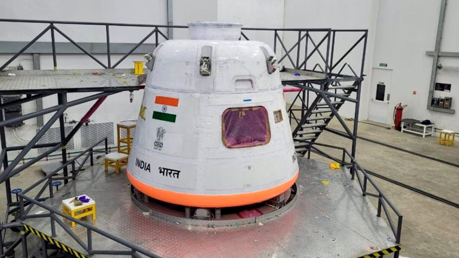 India muestra un módulo de pruebas para la misión espacial tripulada