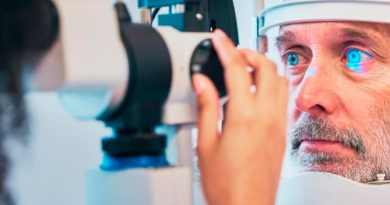 Con IA, equipo de científicos detecta el párkinson clas moléculas del ojo