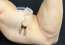 El sensor que monitoriza la hidratación del cuerpo en tiempo real y te avisa para que bebas agua: ‘Sencillo y eficaz’