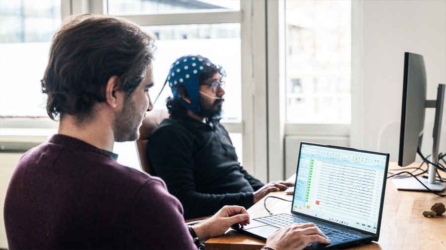 La respiración coordina los recuerdos: un estudio revela cómo el aliento organiza la memoria humana