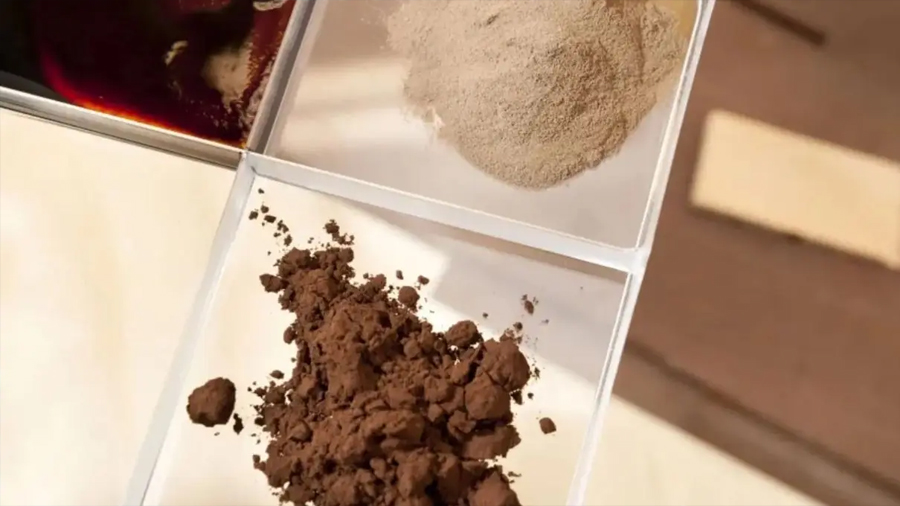 Material ‘imposible’: científicos crean un híbrido entre vidrio y plástico que rompe una regla histórica de la física