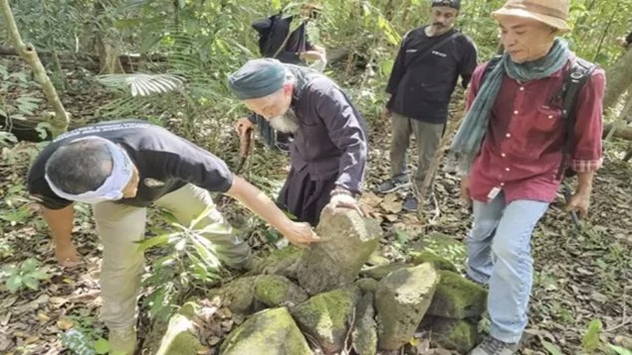 Conmoción en la comunidad arqueológica tras encontrar indicios de un yacimiento megalítico oculto en el bosque