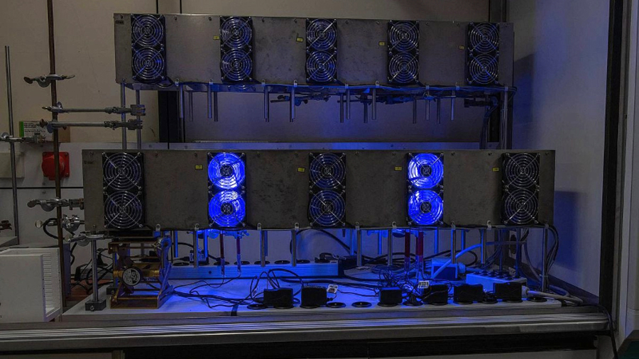 Investigadores alemanes crean una batería solar capaz de generar hidrógeno verde a demanda